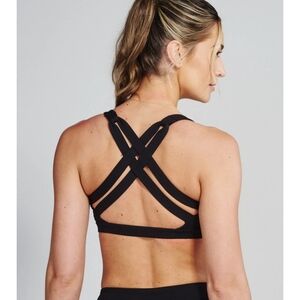 Tasc Strappy Sports Bra Size Large